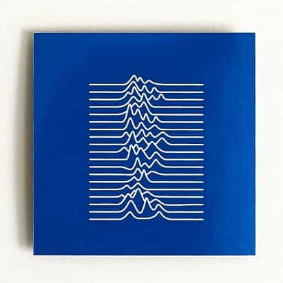 Peter Saville y Fergadelic pegatinas de diseño para apoyar el NHS