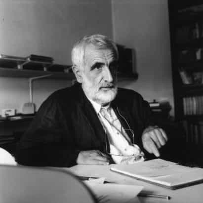 "Gigante" del diseño italiano Enzo Mari muere a los 88 años