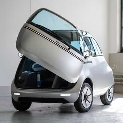 Micro presenta el coche eléctrico de la burbuja y de tres ruedas e-scooter