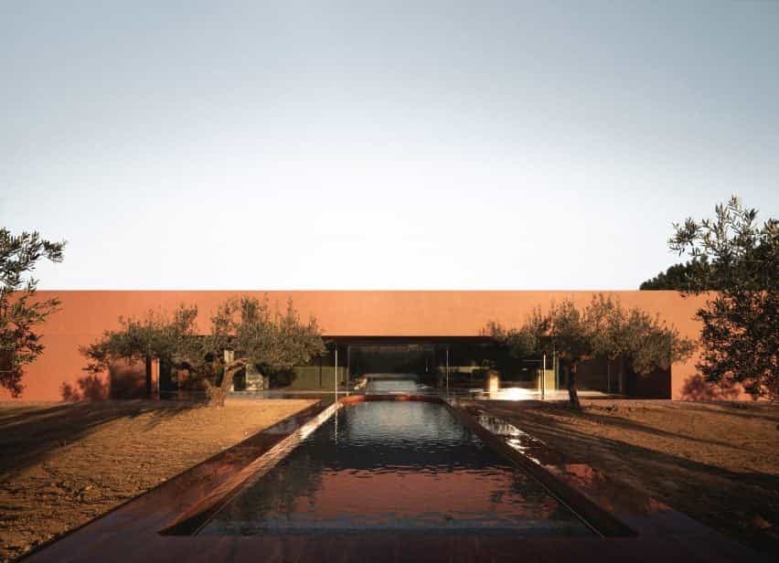 La Casa de los Olivos en Valencia por Balzar Arquitectos