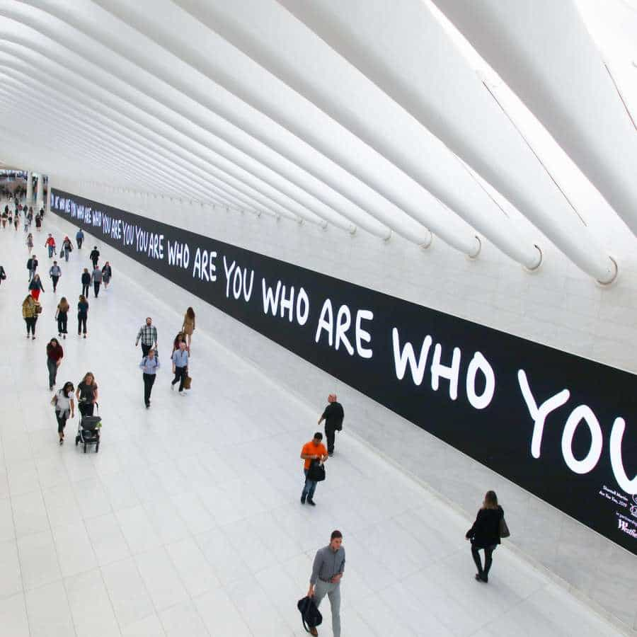 Shantell Martin X el Oculus - ¿Está USTED