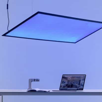 Artemide presenta Integralis ultravioleta tecnología que transforma la luz en desinfectantes