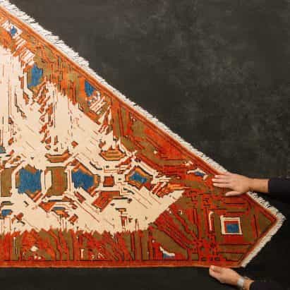 Kourosh Asgar-Irani utiliza el software paramétrico para hacer que los flujos tradicionales alfombra persa
