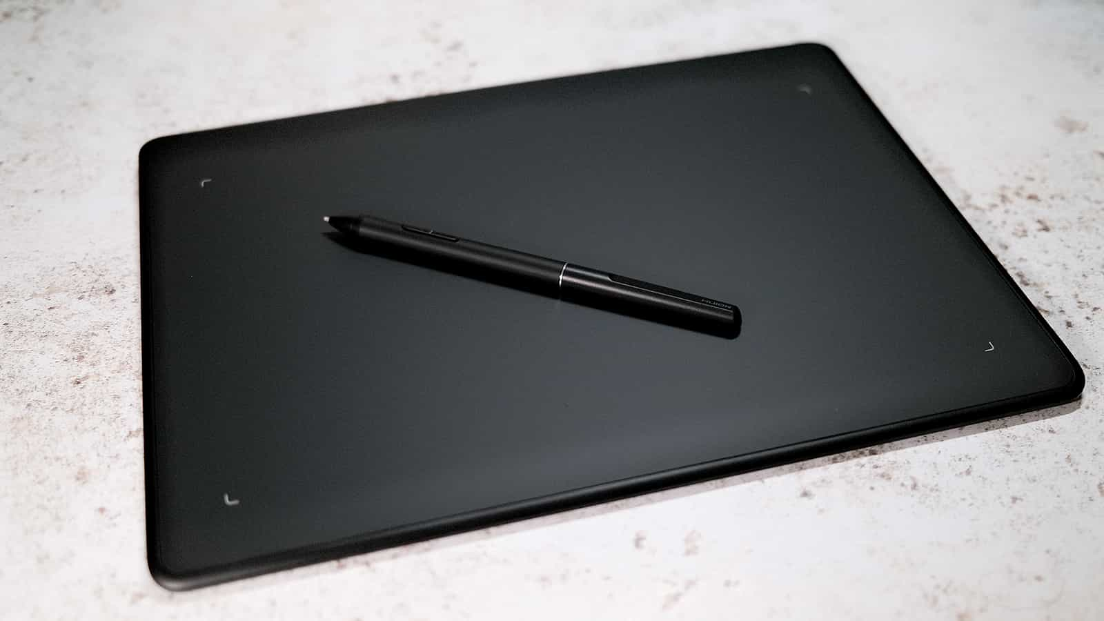 Huion Inspiroy Frego M review: una tableta elegante, dirigida a artistas digitales