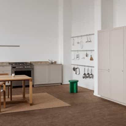 Shaker kitchen by Reform entre 10 nuevos productos en Dezeen Showroom