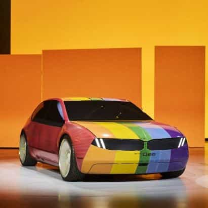 BMW lanza un concept car que cambia a 32 colores diferentes