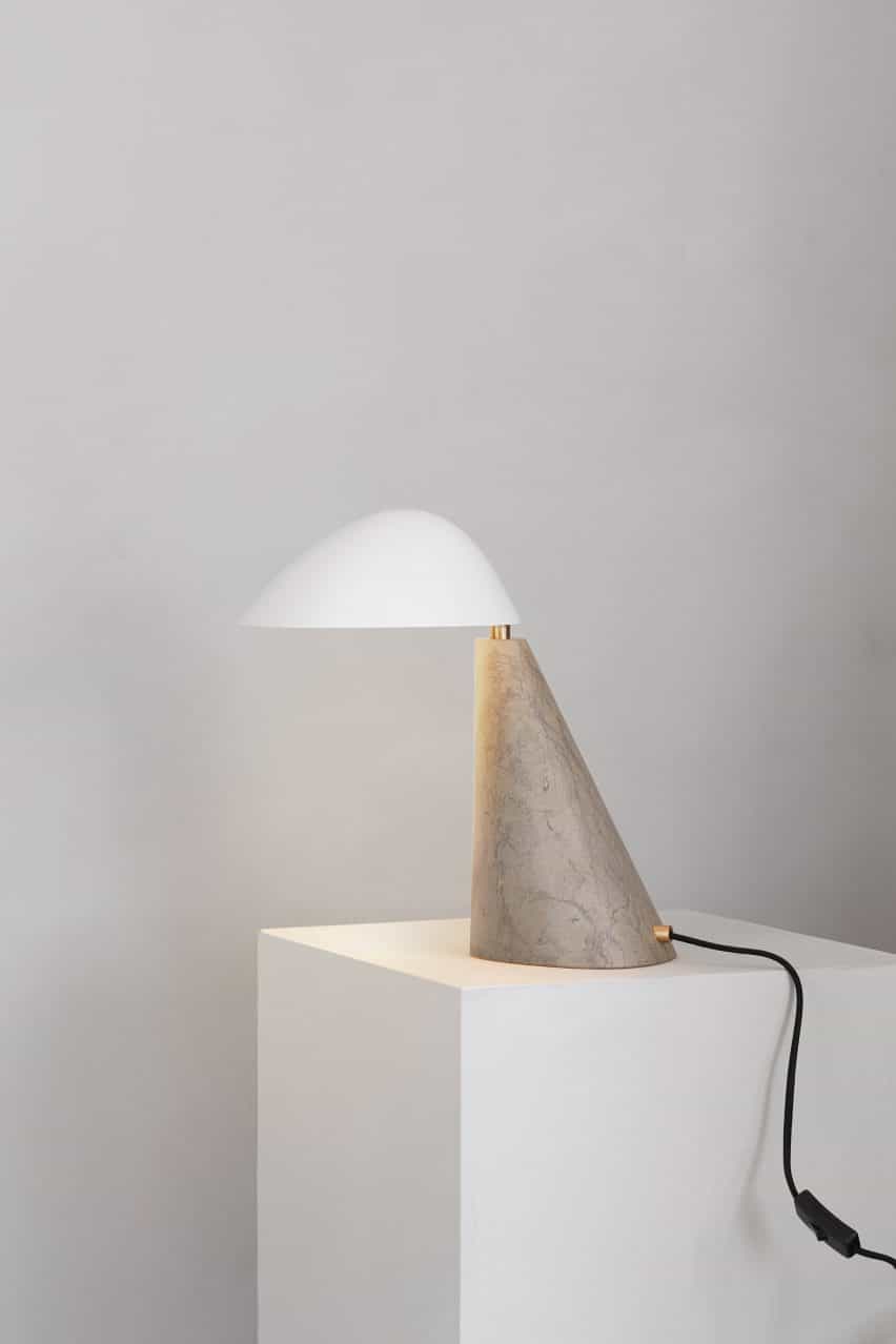 Lámpara escultural de Copenhague Space para la colección de complementos de Fredericia
