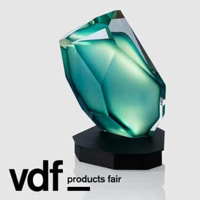 colección Lasvit en VDF productos feria cuenta lámpara de mesa inspirado en Kryptonite