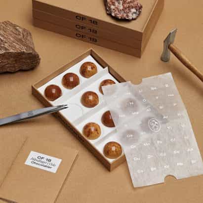 OlssønBarbieri hace que los envases de chocolate minimalista para CF18 Chocolatier