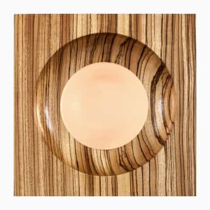 Fulvio Morella utiliza woodturner para dar forma a las placas de la cuadratura del círculo