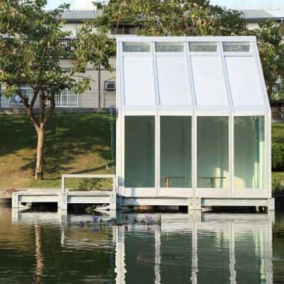 Las ventanas llenas de agua utilizan la luz solar para calentar y enfriar edificios