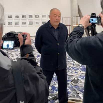 Video revela la exposición Making Sense de Ai Weiwei en el Museo del Diseño